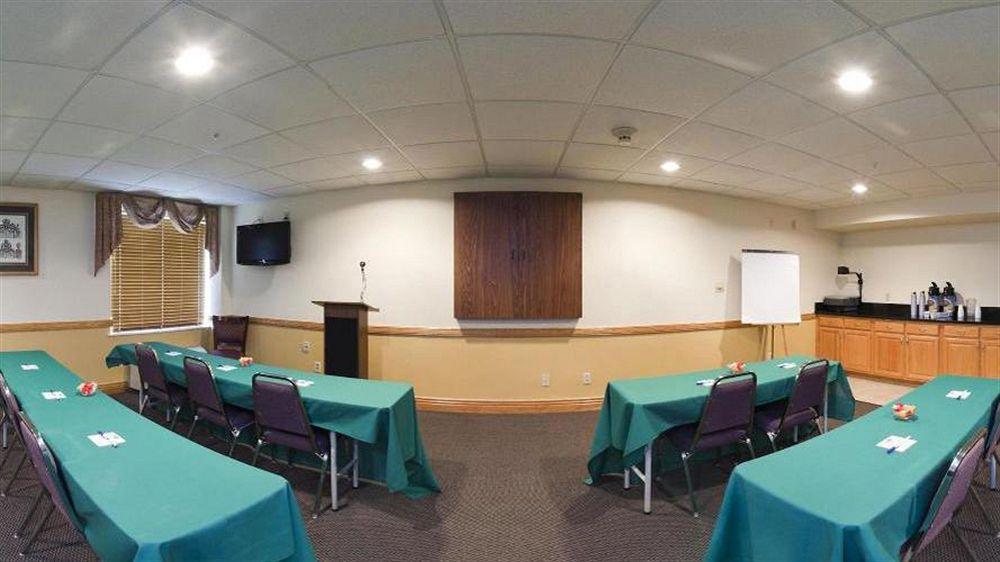 Holiday Inn Express Scottsburg By Ihg Exterior photo