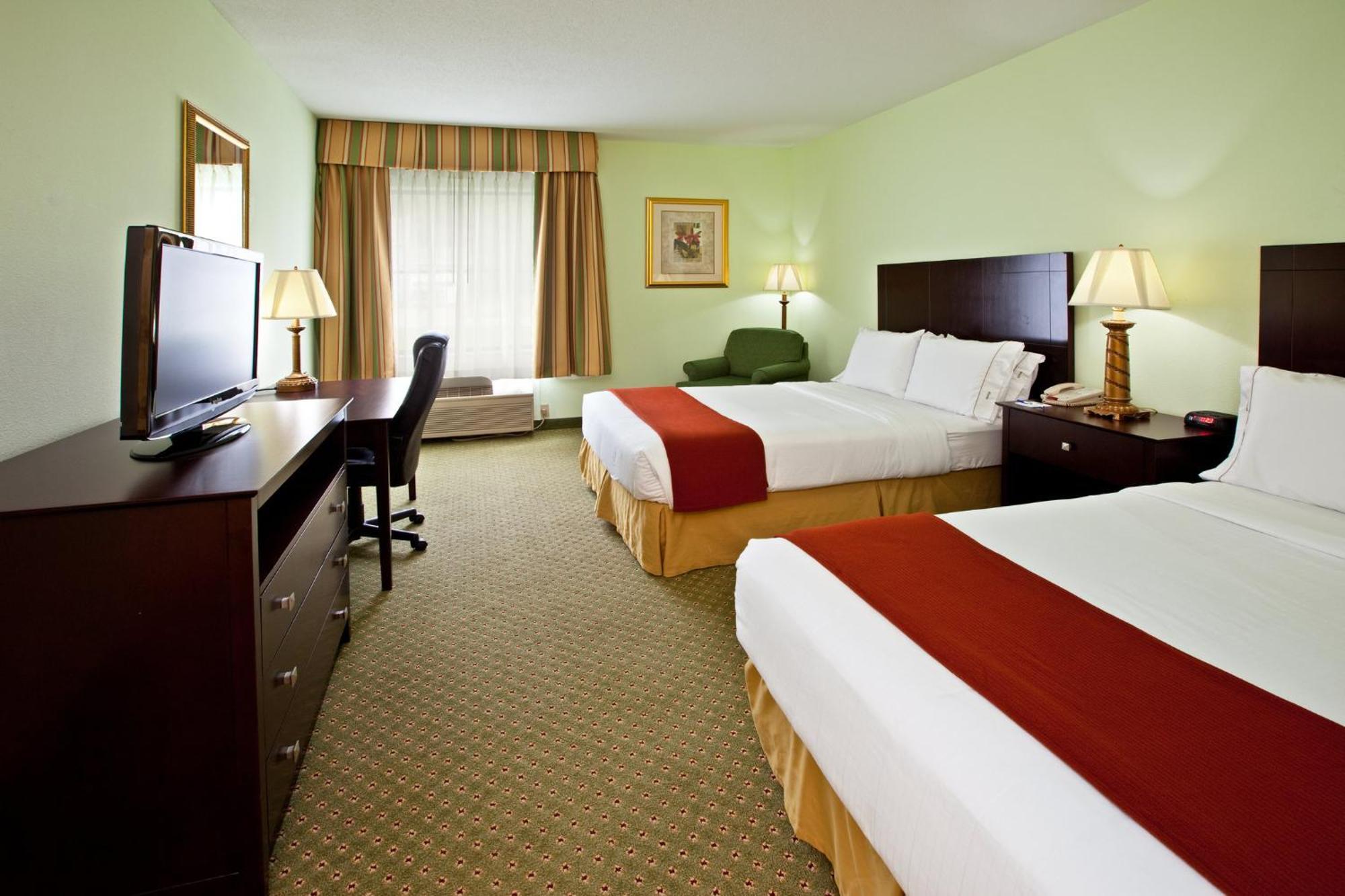 Holiday Inn Express Scottsburg By Ihg Exterior photo