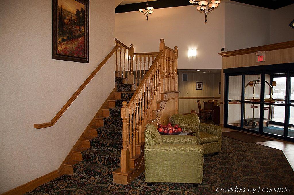 Holiday Inn Express Scottsburg By Ihg Exterior photo